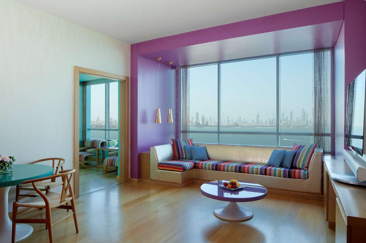 Symphony Style Hotel Kuwait Salmiya Extérieur photo A suite at the Standard East Village