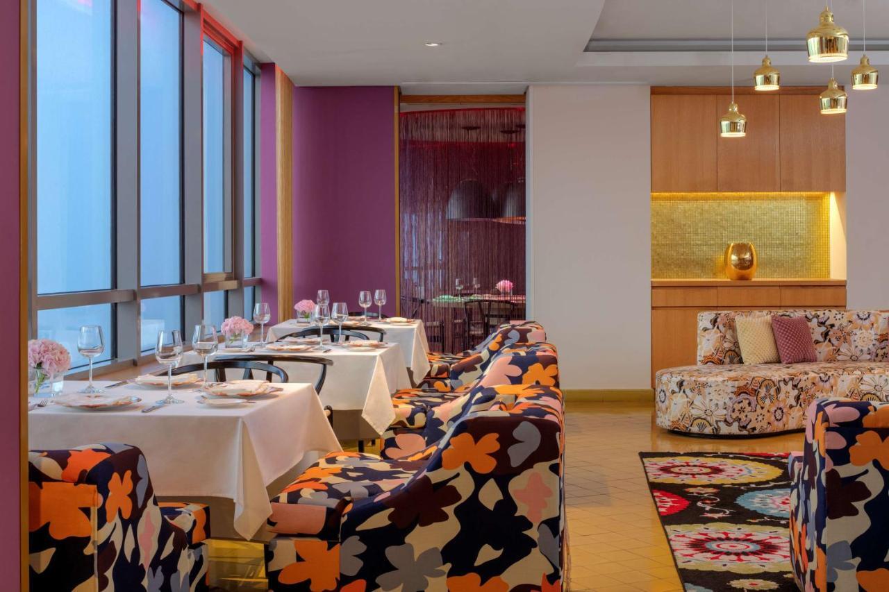 Symphony Style Hotel Kuwait Salmiya Extérieur photo The restaurant